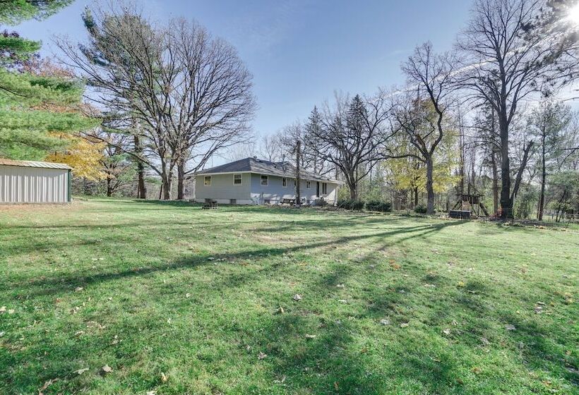 Spacious Stillwater Home W/ Fire Pit & Game Room!