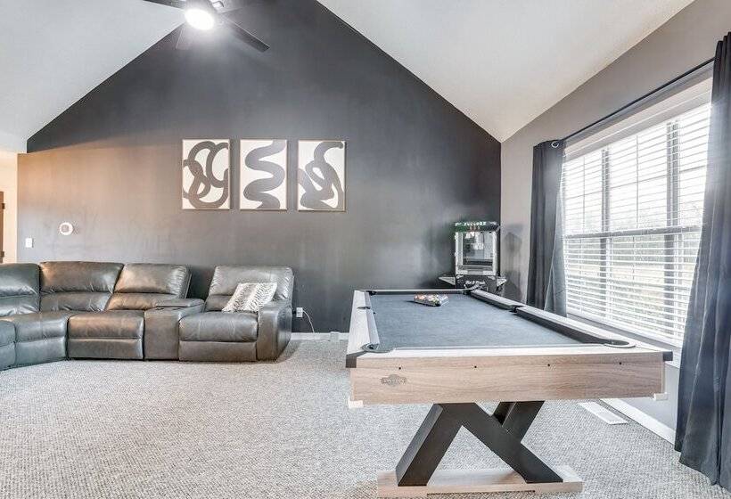 Family Friendly Stockbridge Home By Amphitheater!