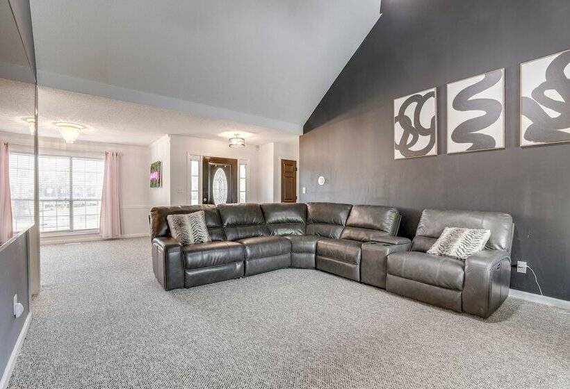 Family Friendly Stockbridge Home By Amphitheater!