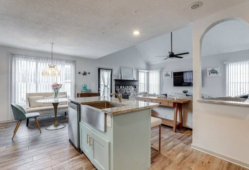 Family Friendly Stockbridge Home By Amphitheater!