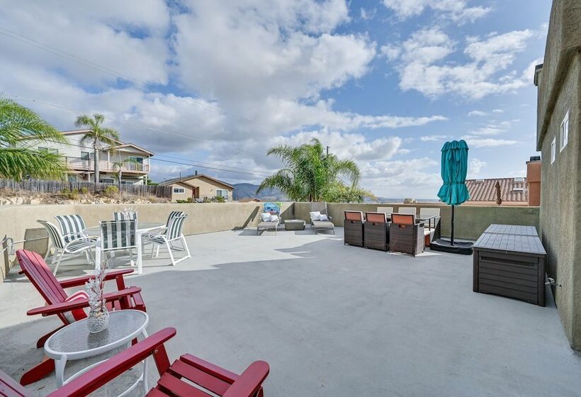 Spring Valley  Sky House  W/ Patios & Epic Views!