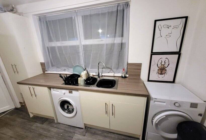 Stay Sleep Rest   Park Road