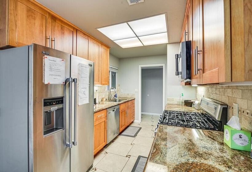 Stylish San Jose Retreat   7 Mi To Downtown