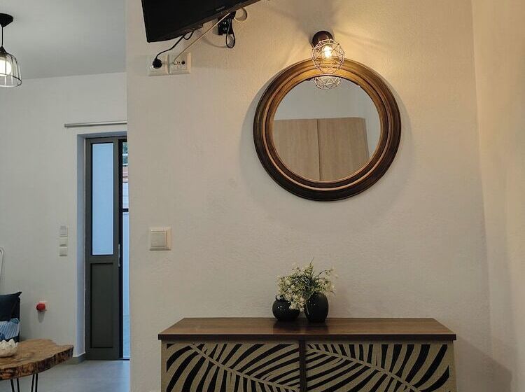 Sun Day Apartments Free Airport Transfer