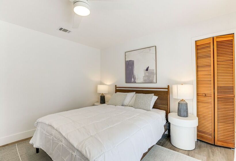 Sunny Gainesville Home ~ Half Mi To Uf Campus!