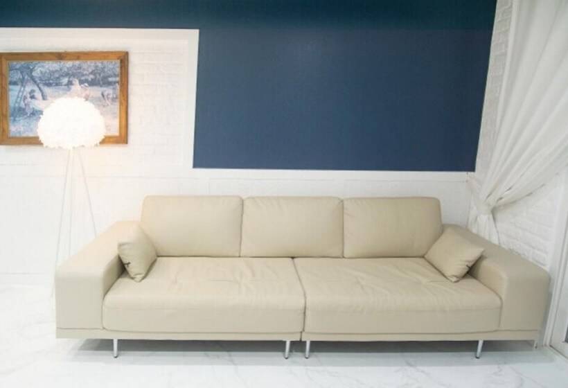 Taean Sharon Pension