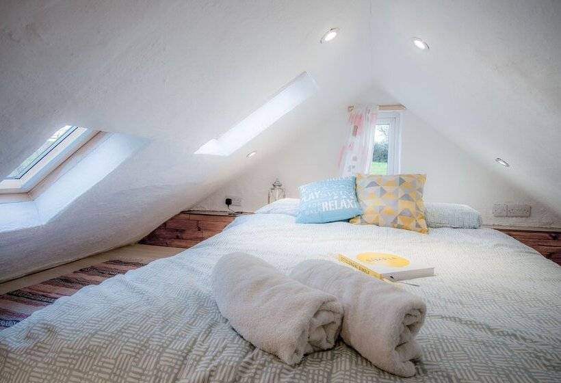 The Anchor Light   1 Bed   Freshwest Beach Retreat