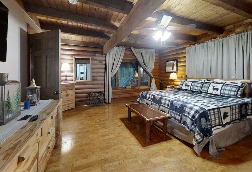 Three Bears Of Gatlinburg