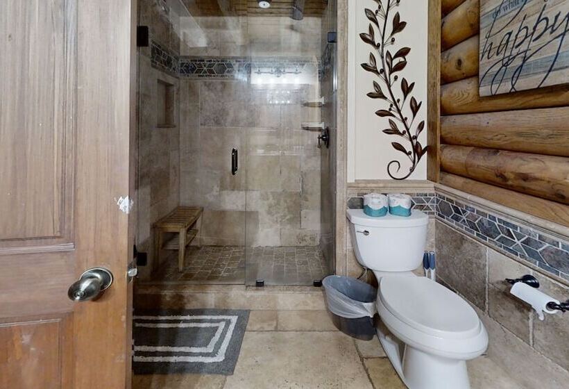 Three Bears Of Gatlinburg