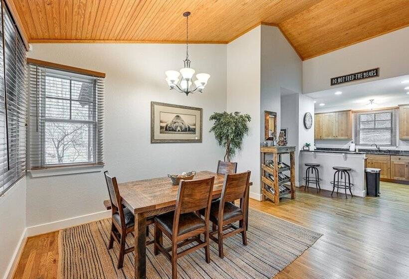 Tuckasegee Cabin ~ 3 Mi To Bear Lake!