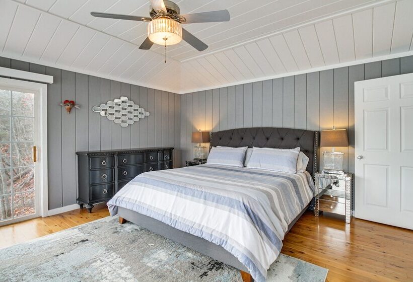 Unique Smith Mountain Lake Home Over Water W/ Dock