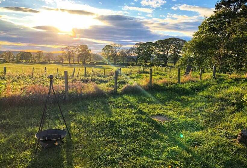 Shepherd Hut Glamping In Northumberland