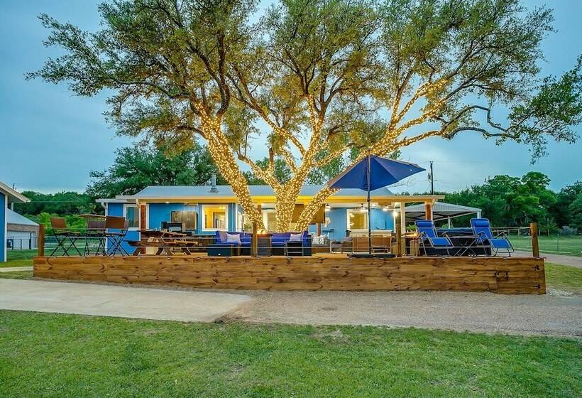 Waterfront Gordon Retreat W/ Hot Tub & Boat Dock!