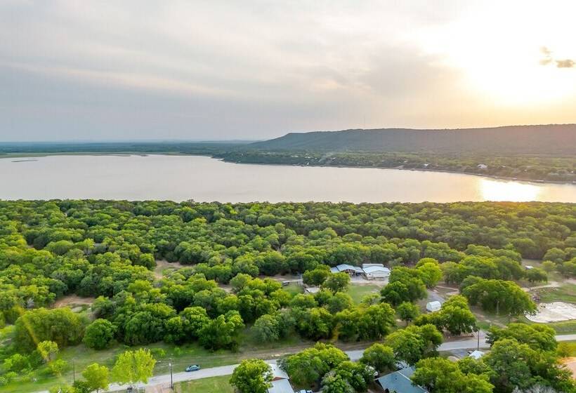 Waterfront Gordon Retreat W/ Hot Tub & Boat Dock!