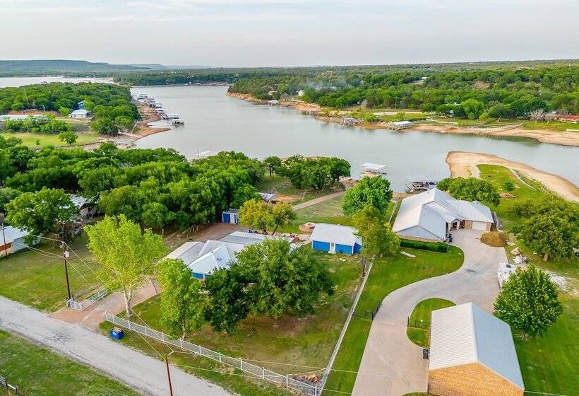 Waterfront Gordon Retreat W/ Hot Tub & Boat Dock!