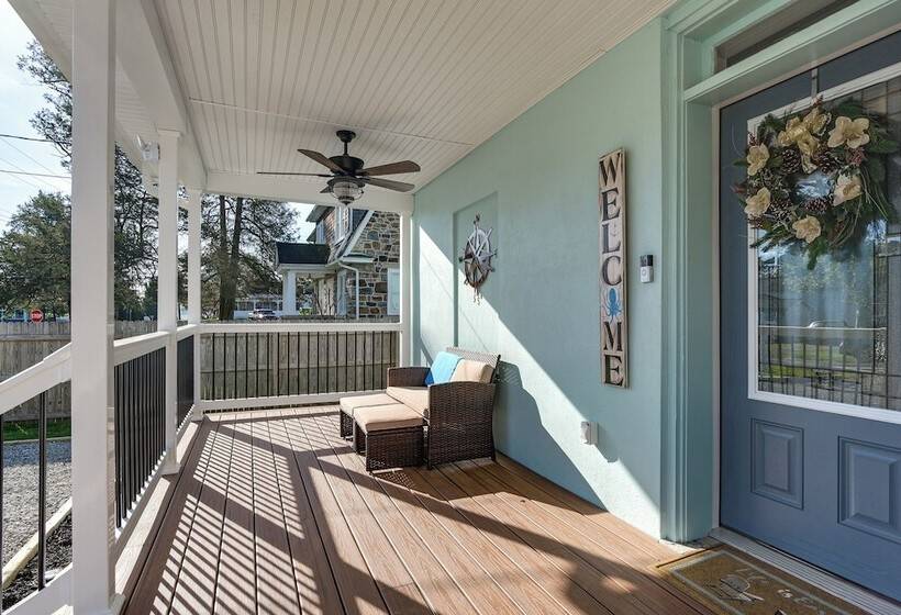 Waterfront Historical District Home Near River