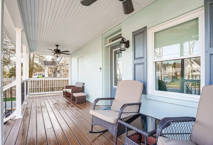 Waterfront Historical District Home Near River