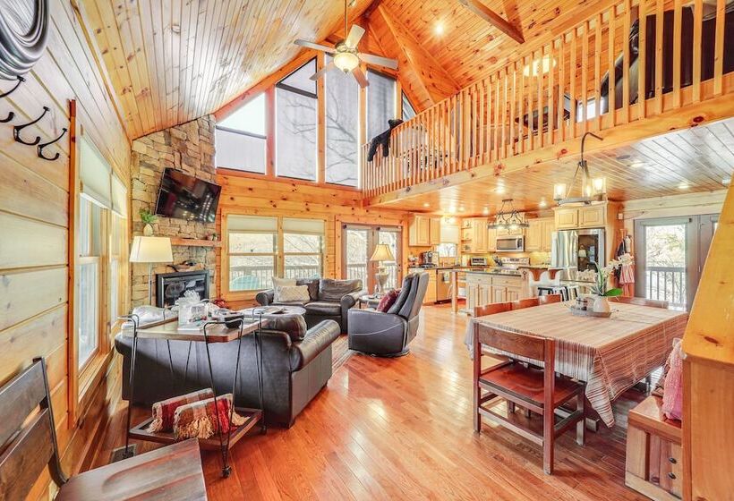 Waterfront Watauga Lake Home W/ Private Dock!