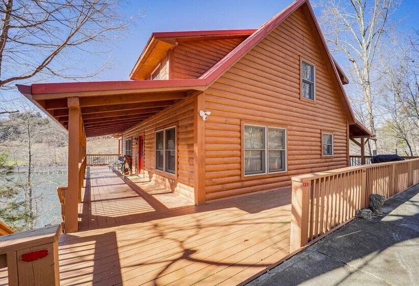 Waterfront Watauga Lake Home W/ Private Dock!