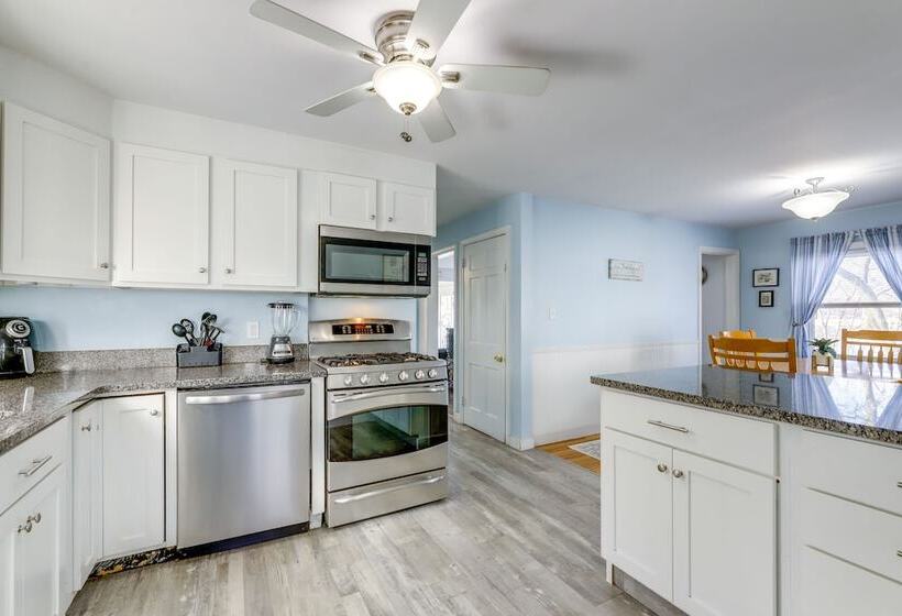 Worcester Home On Indian Lake W/ Shared Boat Dock!