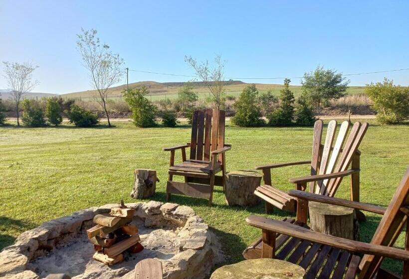 A Log Home At Buffalo Creek