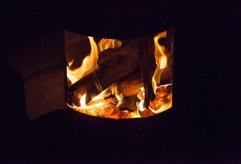A Log Home At Buffalo Creek