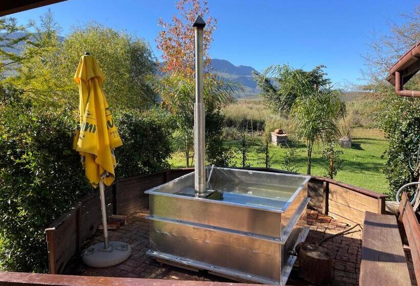 A Log Home At Buffalo Creek