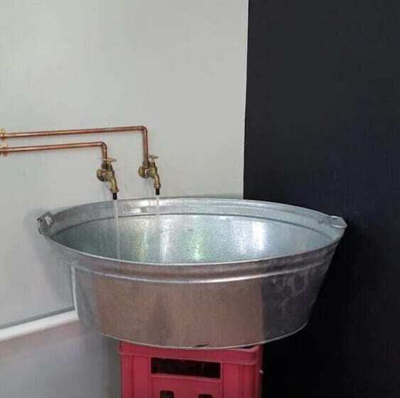 הוסטל The Backpack Shack