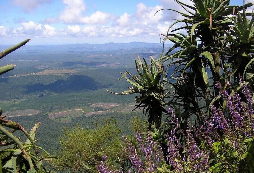 Amanzimlotzi Riverside Bush Camp
