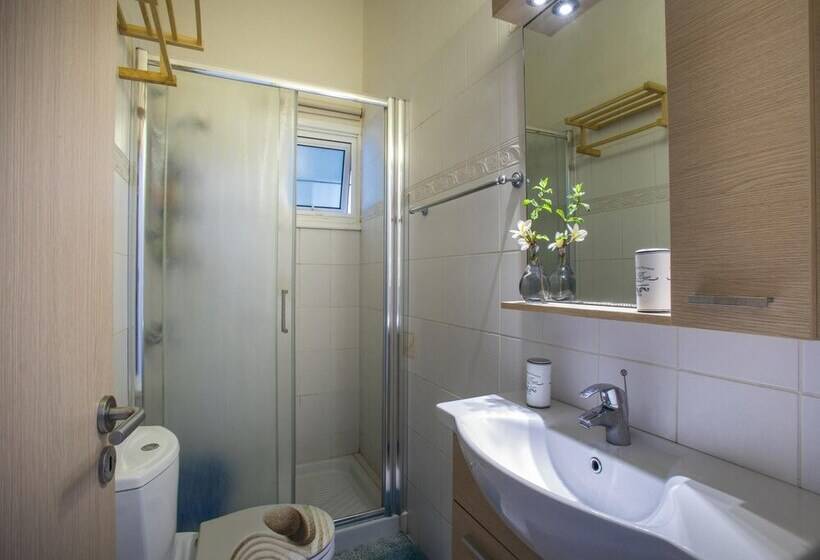 Villa Atlantis In Ayia Napa