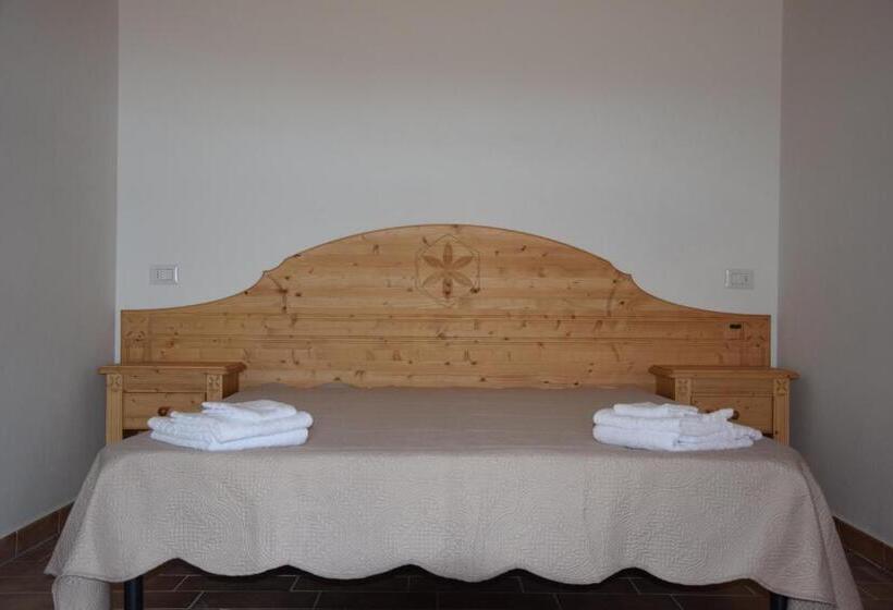 مبيت وإفطار Azienda Agrituristica La Janna Di La Faj