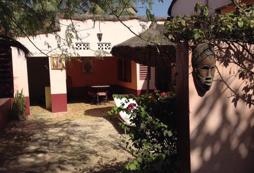 تختخواب و صبحانه Baobab Belge