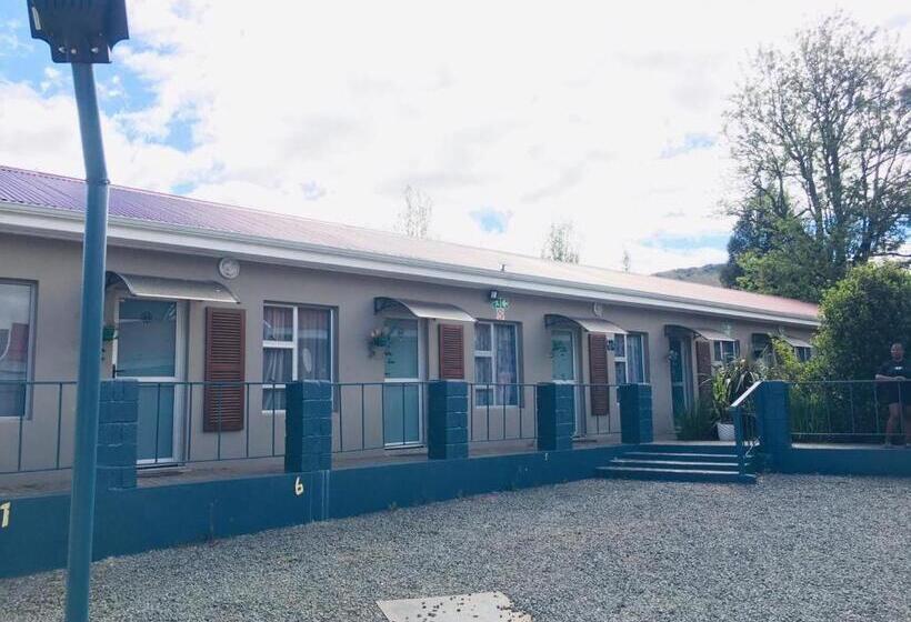 تختخواب و صبحانه Buxton Lodge Guesthouse