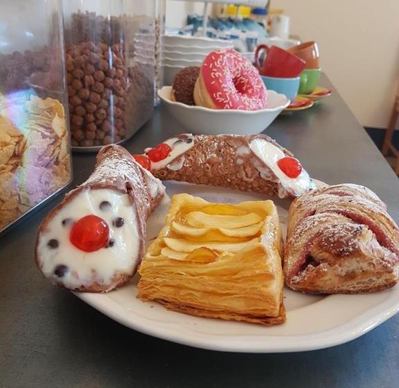 تختخواب و صبحانه Le Stanze Del Capostazione