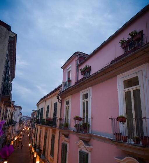 צימר Palazzo Liguori