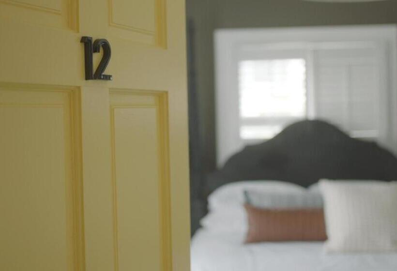 Bed and Breakfast The Ellery