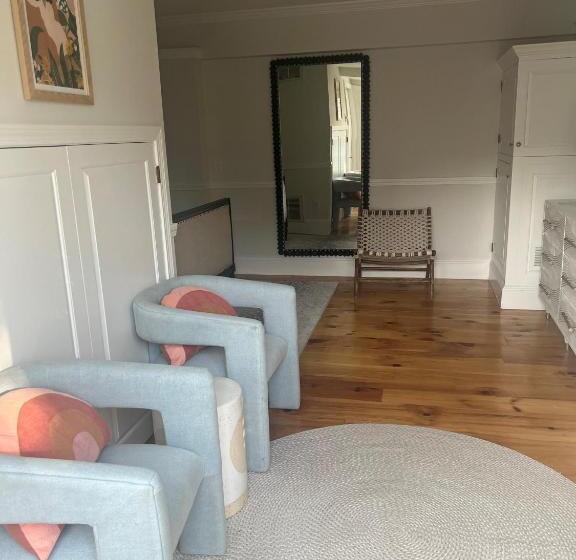 Bed and Breakfast The Ellery