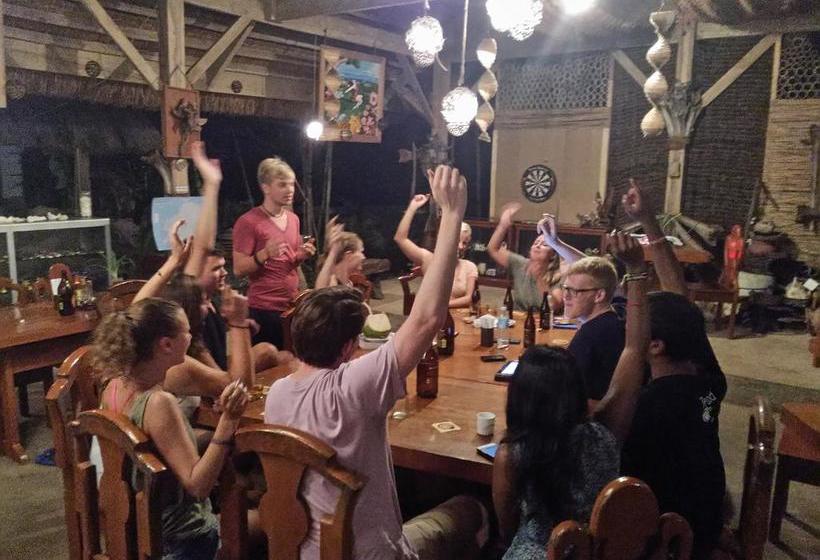 Общежитие Bohol Coco Farm