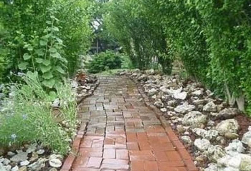 Cobbler Room & Cottage B&b