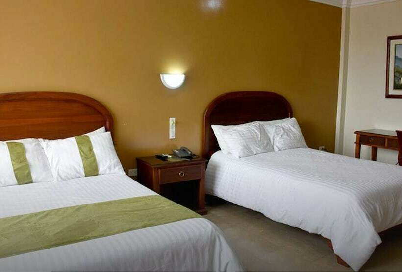 Gran Hotel De Lago El Coca