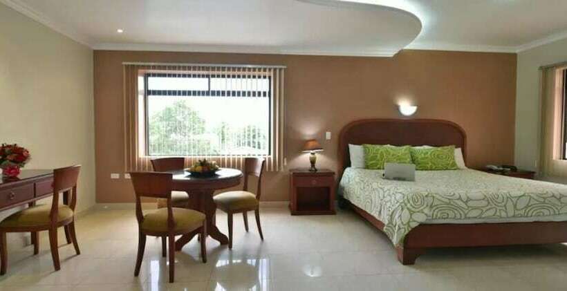 Gran Hotel De Lago El Coca