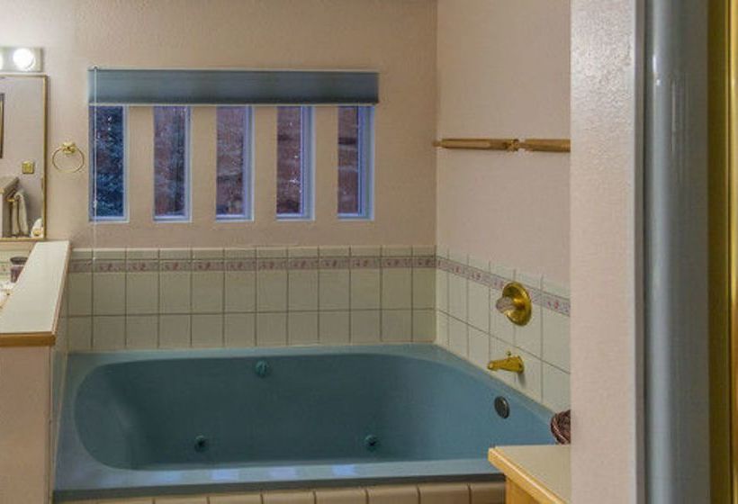 Highland Glen Lodge B&b