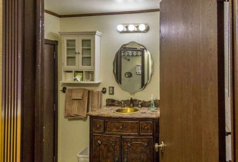 Highland Glen Lodge B&b