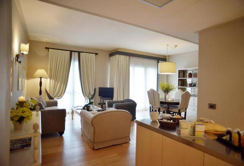 פונדק Fonteliving