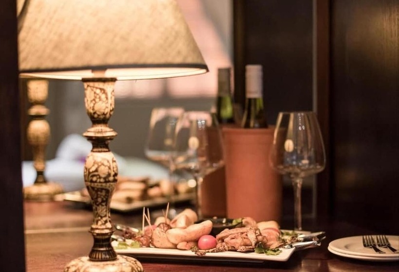 호텔 Alveston Manor