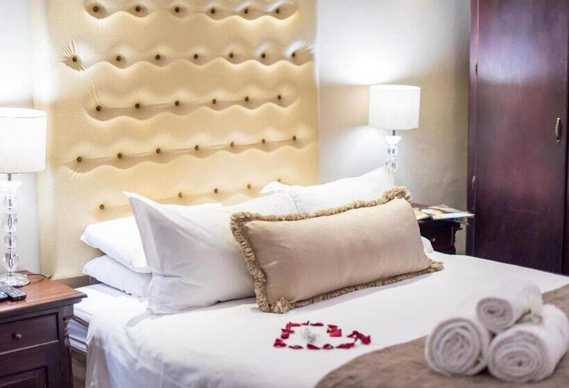 Отель Alveston Manor