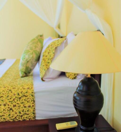 فندق Bintang Beach Villa