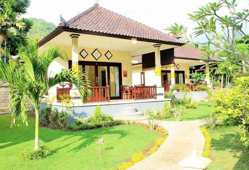 فندق Bintang Beach Villa
