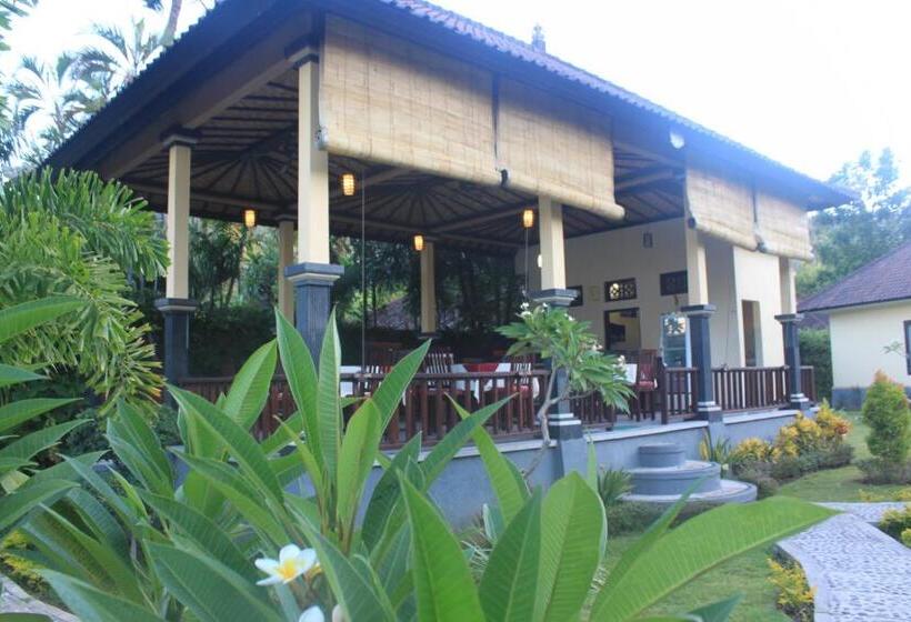 فندق Bintang Beach Villa