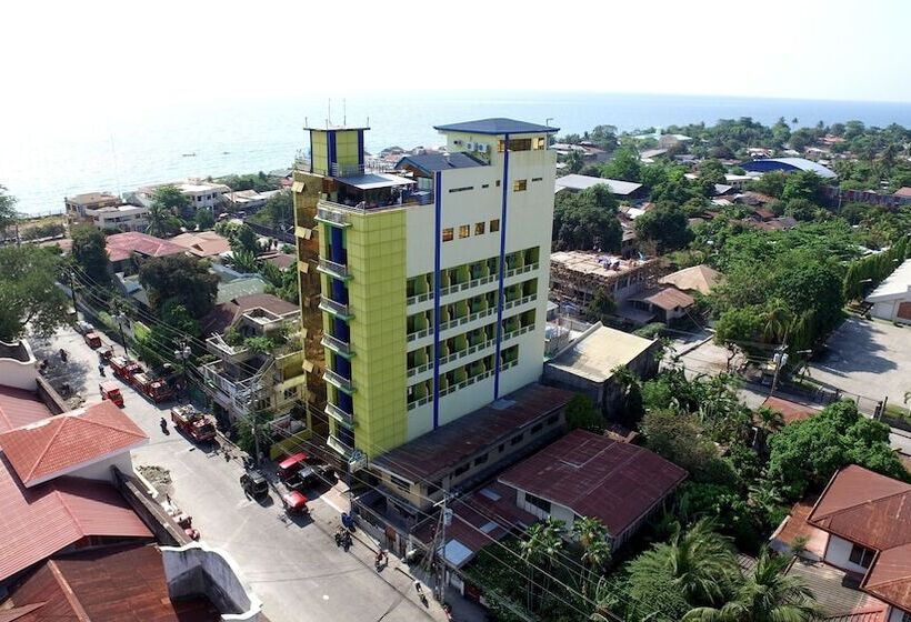 هتل C & L Bay View Inn